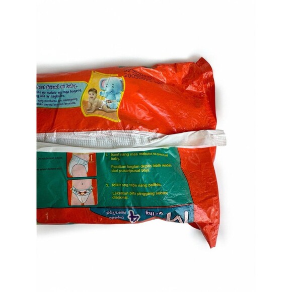 Vintage Pampers Comfort Diapers from Philippines South East Asia 4pk Sealed RARE - Picture 7 of 15